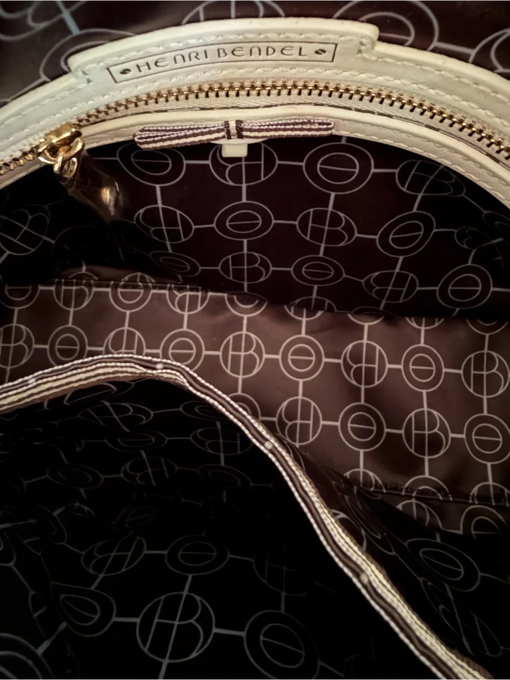 henri bendel crossbody black